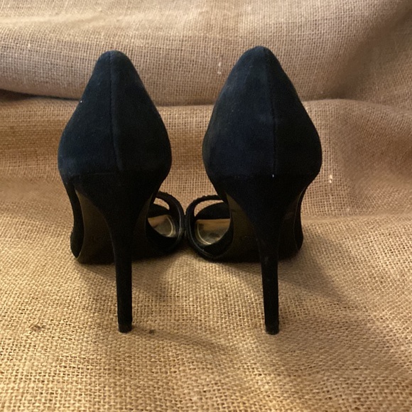 NWOT Coach suede heels with black rhinestones 🖤 - Picture 4 of 8